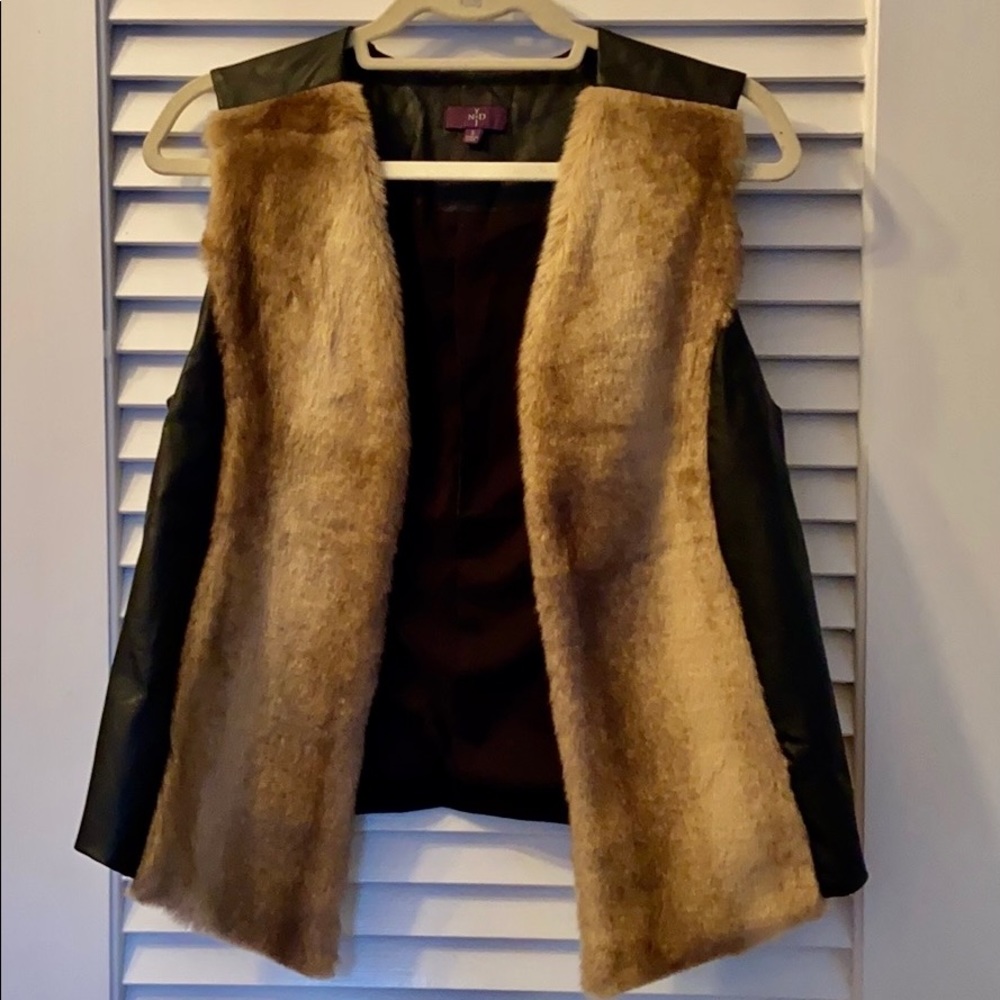 EUC NYSJ Faux Fur Brown Black Vest size Small